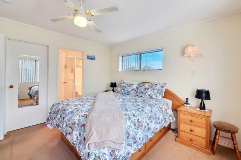 Photo of property in 4a Park Estate Road, Rosehill, Papakura, 2113