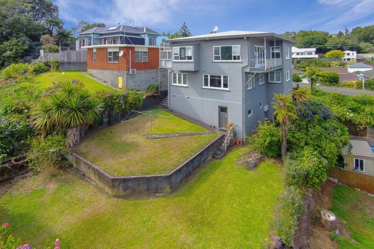 Photo of property in 5 Pendarves Street, New Plymouth, 4310