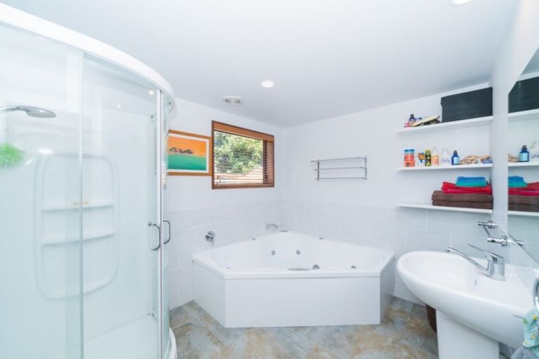 Photo of property in 7 Grange Place, Milson, Palmerston North, 4414