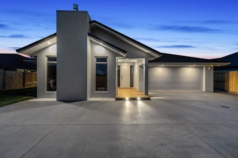 Photo of property in 5 Falcon Court, Flagstaff, Hamilton, 3210