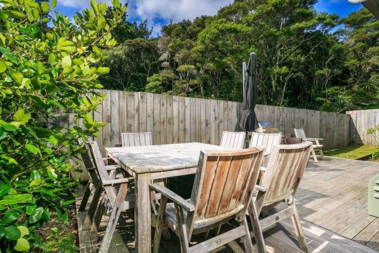 Photo of property in 74a Eskdale Road, Birkdale, Auckland, 0626