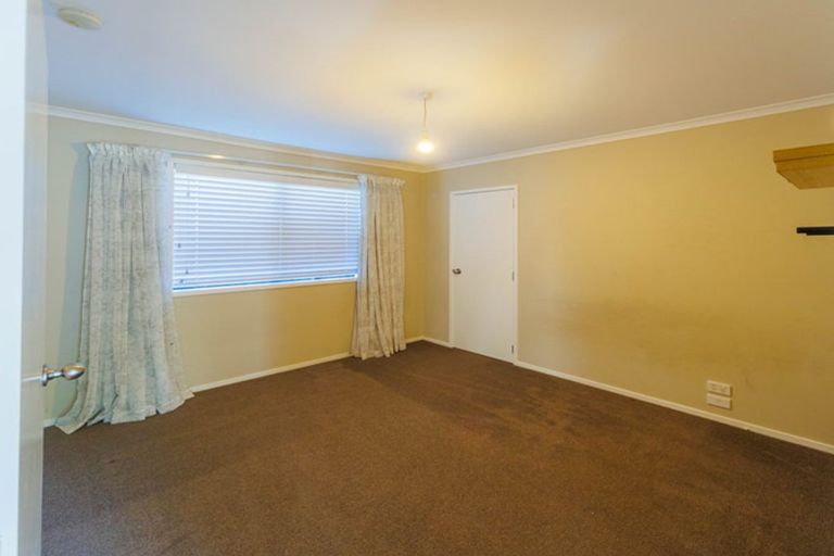 Photo of property in 5 Valley Fields Place, Pukekohe, 2120
