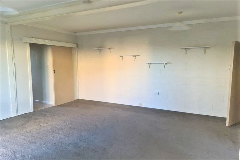 Photo of property in 377 East Coast Road, Mairangi Bay, Auckland, 0630