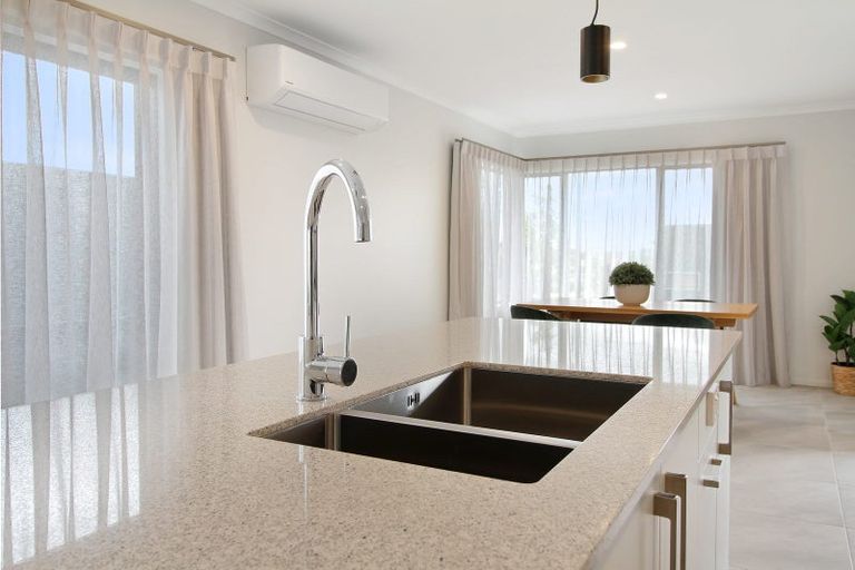 Photo of property in 37 Musselwhite Terrace, Chartwell, Hamilton, 3210