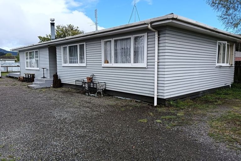 Photo of property in 1/35 Te Rangitautahanga Road, Turangi, 3334