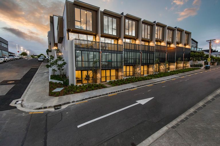 Photo of property in 12/6 Waima Street, Grey Lynn, Auckland, 1021