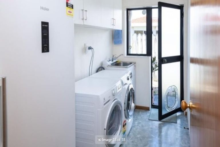 Photo of property in 10 Travers Place, Northpark, Auckland, 2013