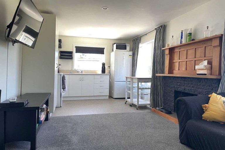 Photo of property in 42 Moody Street, Gore Bay, Cheviot, 7383