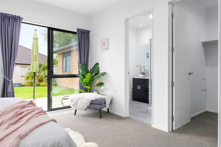 Photo of property in 12 Hampshire Court, Flagstaff, Hamilton, 3210