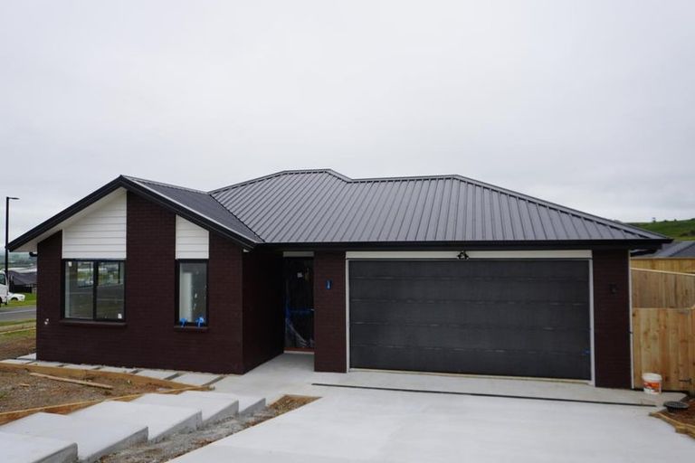 Photo of property in 155 Hitchen Road, Pokeno, 2402