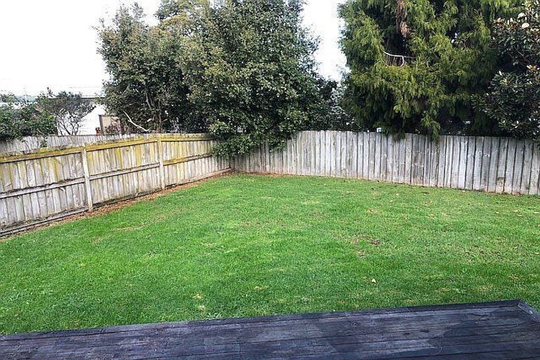 Photo of property in 1102 Kaipara Coast Highway, Kaukapakapa, 0873