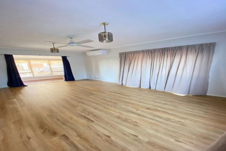 Photo of property in 56 Vintage Drive, Henderson, Auckland, 0612