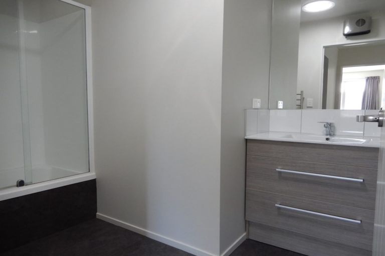 Photo of property in 2/15 Cross Street, Phillipstown, Christchurch, 8011