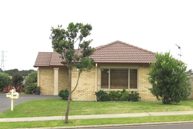 Photo of property in 42 Rush Creek Drive, Westgate, Auckland, 0614