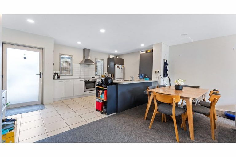 Photo of property in 9/206 Manuka Road, Bayview, Auckland, 0629