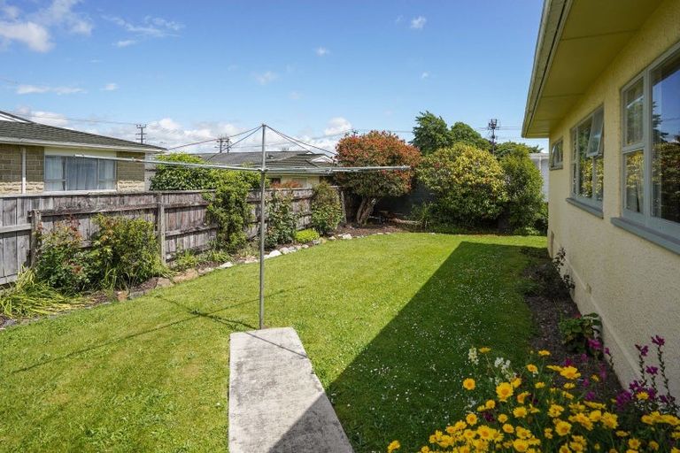 Photo of property in 2/7 Lichfield Street, Stoke, Nelson, 7011