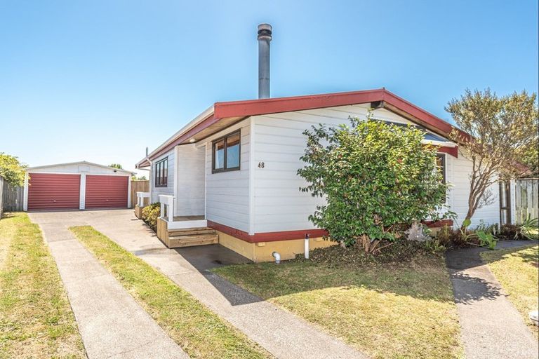 Photo of property in 48 Wikitoria Road, Putiki, Whanganui, 4501