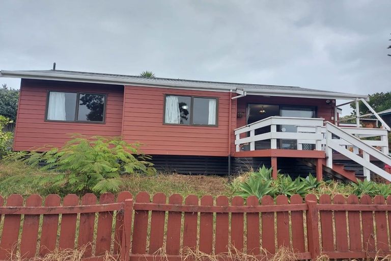 Photo of property in 4/68 West Coast Road, Glen Eden, Auckland, 0602