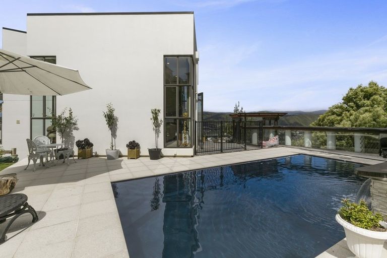 Photo of property in 23 Meadowbank Drive, Belmont, Lower Hutt, 5010