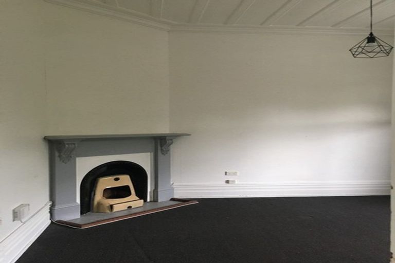 Photo of property in 17 King Edward Street, Kensington, Dunedin, 9012