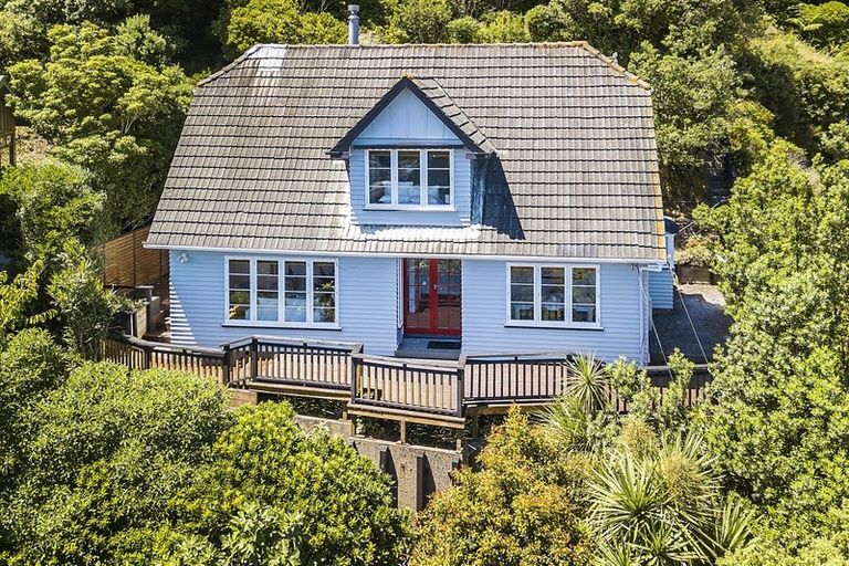 Photo of property in 17 Volga Street, Island Bay, Wellington, 6023