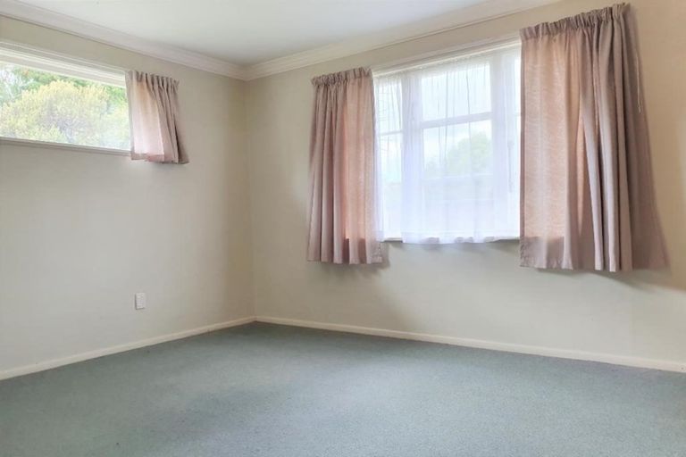 Photo of property in 7 Huia Grove, Elderslea, Upper Hutt, 5018