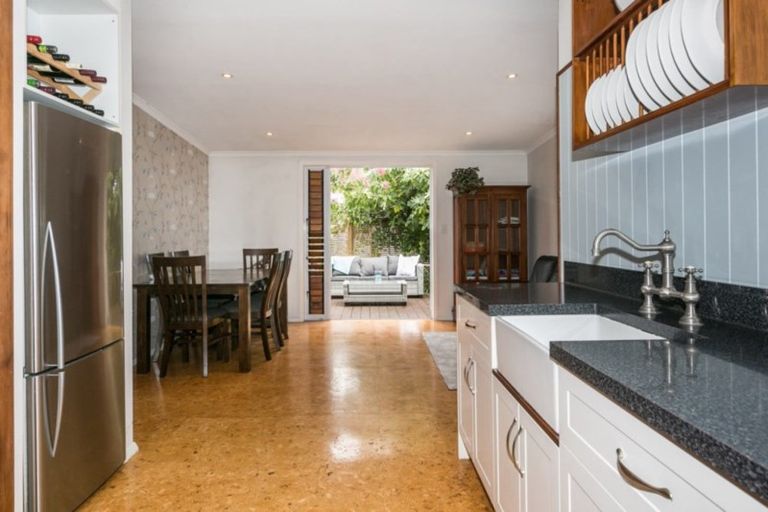 Photo of property in 13 Bedford Road, Marewa, Napier, 4110