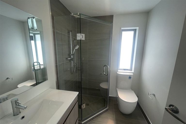 Photo of property in 11a Reid Road, New Lynn, Auckland, 0600