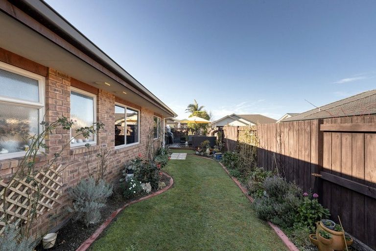 Photo of property in 30 Gibson Place, Papamoa Beach, Papamoa, 3118