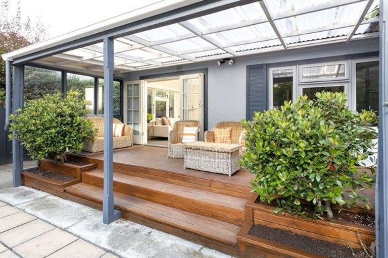 Photo of property in 189 Waimea Terrace, Beckenham, Christchurch, 8023