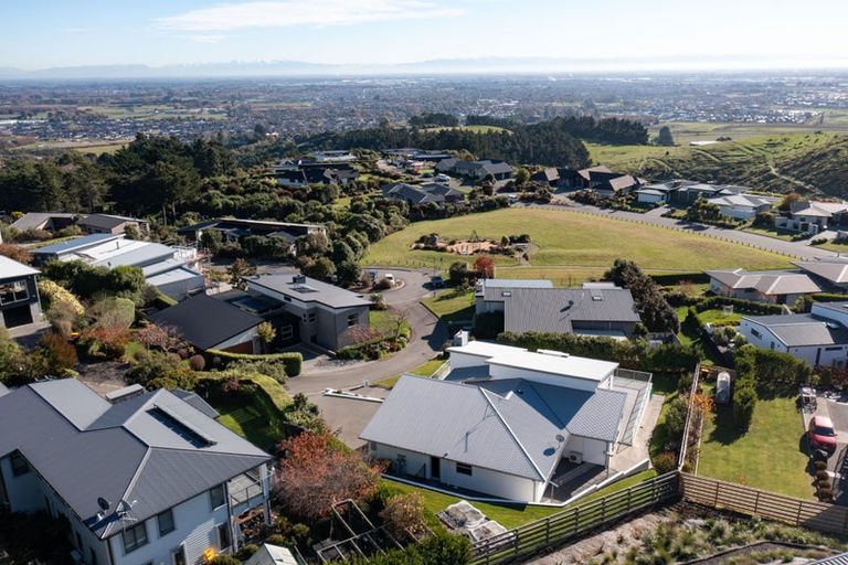 Photo of property in 16 Quarry Hill Terrace, Kennedys Bush, Christchurch, 8025