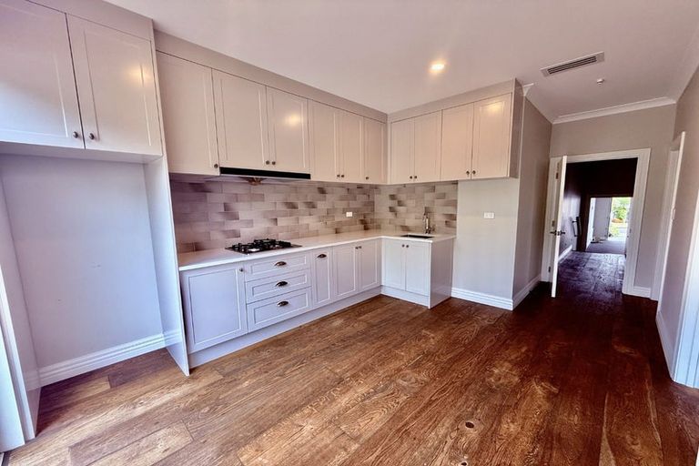 Photo of property in 129 Colonial Drive, Silverdale, 0932