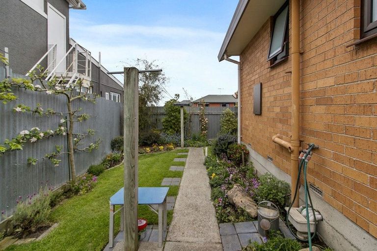 Photo of property in 2/29 York Street, Seaview, Timaru, 7910