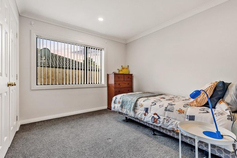 Photo of property in 51 Semillon Avenue, Henderson, Auckland, 0612