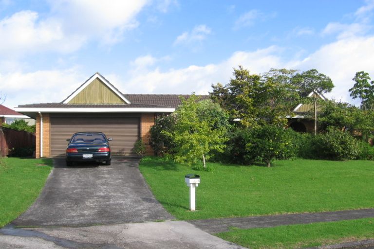 Photo of property in 5 Steeple Rise, Pakuranga, Auckland, 2010