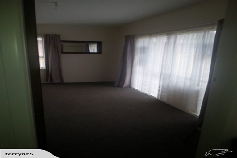 Photo of property in 71 Yaldhurst Road, Sockburn, Christchurch, 8042