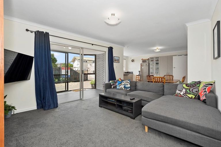 Photo of property in 1/81 Carrington Avenue, Silverdale, Hamilton, 3216