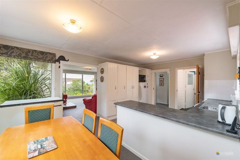 Photo of property in 42 Sunshine Crescent, Kelson, Lower Hutt, 5010
