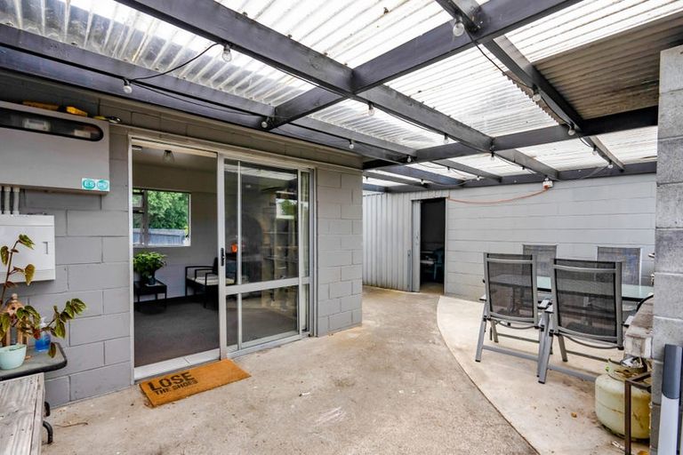 Photo of property in 4 Douglas Street, Hawera, 4610