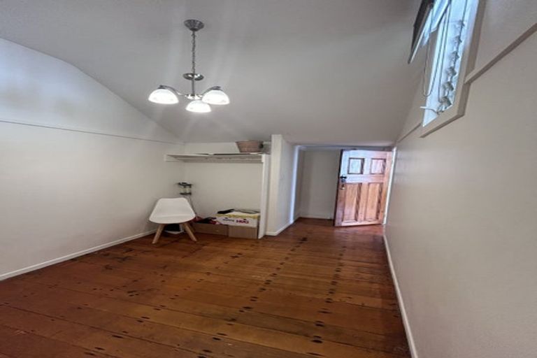 Photo of property in 39 Thompson Street, Mount Cook, Wellington, 6011