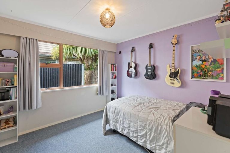 Photo of property in 30 John F Kennedy Drive, Milson, Palmerston North, 4414