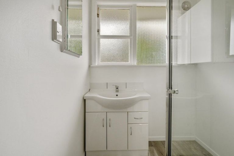 Photo of property in 221 Te Rangitautahanga Road, Turangi, 3334