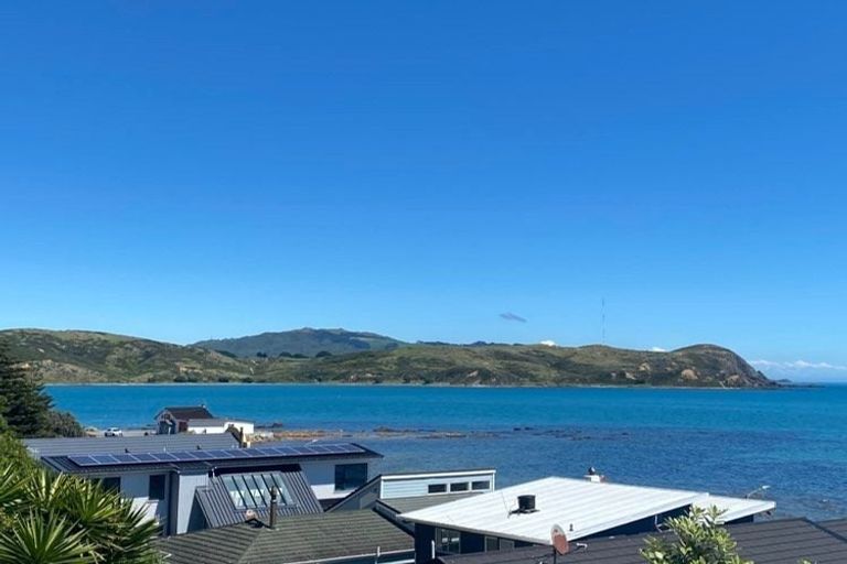 Photo of property in 13 Motuhara Road, Plimmerton, Porirua, 5026