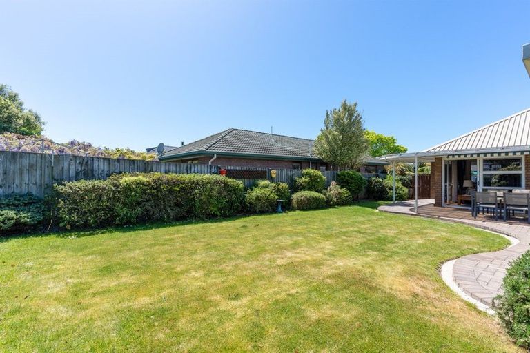 Photo of property in 10 Addison Place, Halswell, Christchurch, 8025