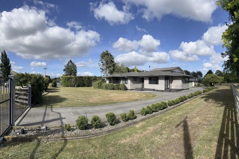 Photo of property in 729 Makerua Road, Tokomaru, Palmerston North, 4474