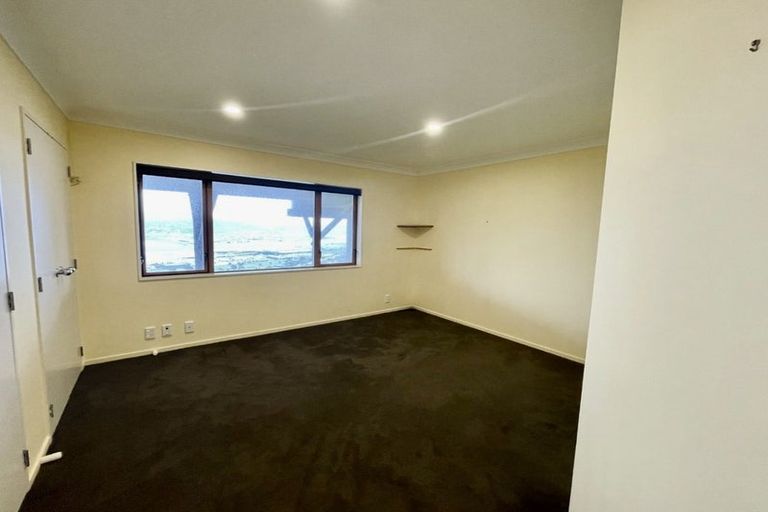 Photo of property in 13 Birkhall Grove, Strathmore Park, Wellington, 6022