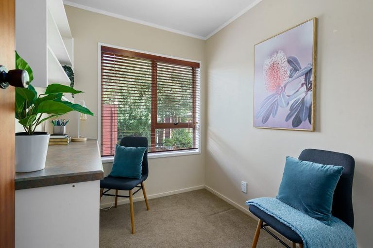 Photo of property in 3 Woodstock Crescent, Leamington, Cambridge, 3432