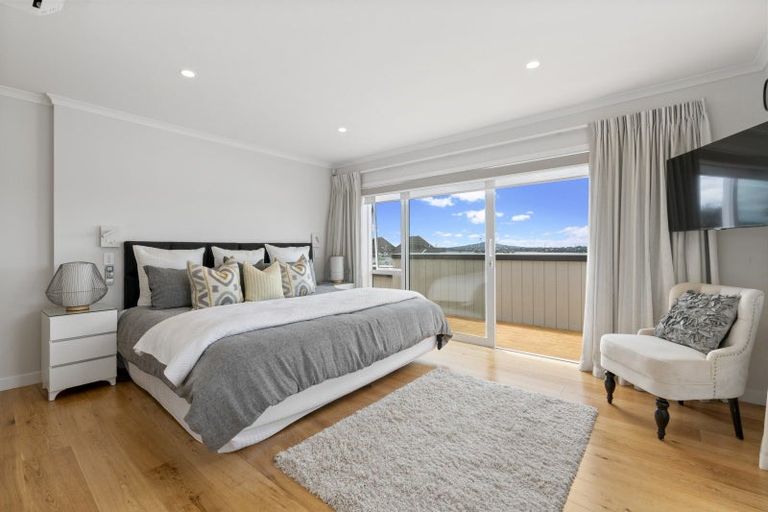 Photo of property in 2/2 Milton Road, Northcote Point, Auckland, 0627