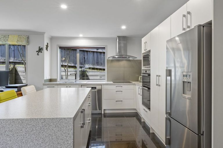 Photo of property in 3a Lorna Street, Lynmouth, New Plymouth, 4310