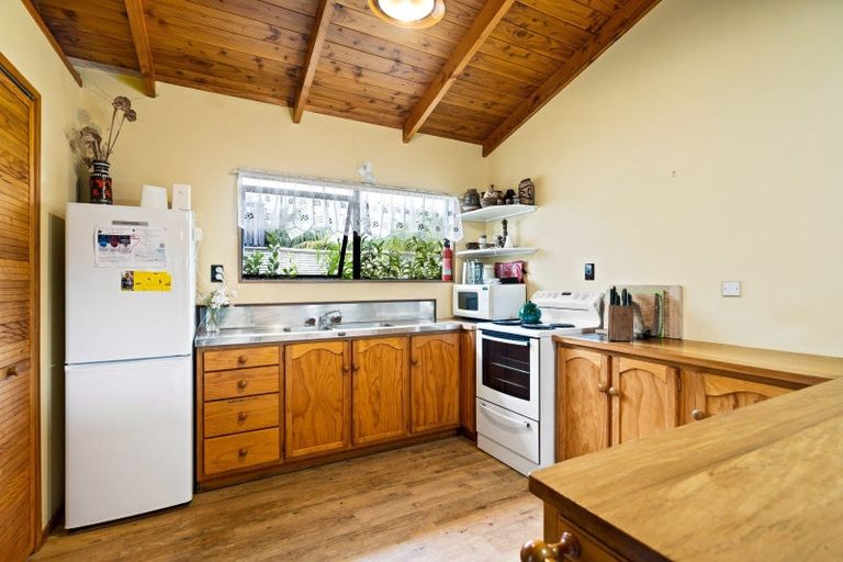 Photo of property in 9 Aspden Place, Matapouri, Whangarei, 0173
